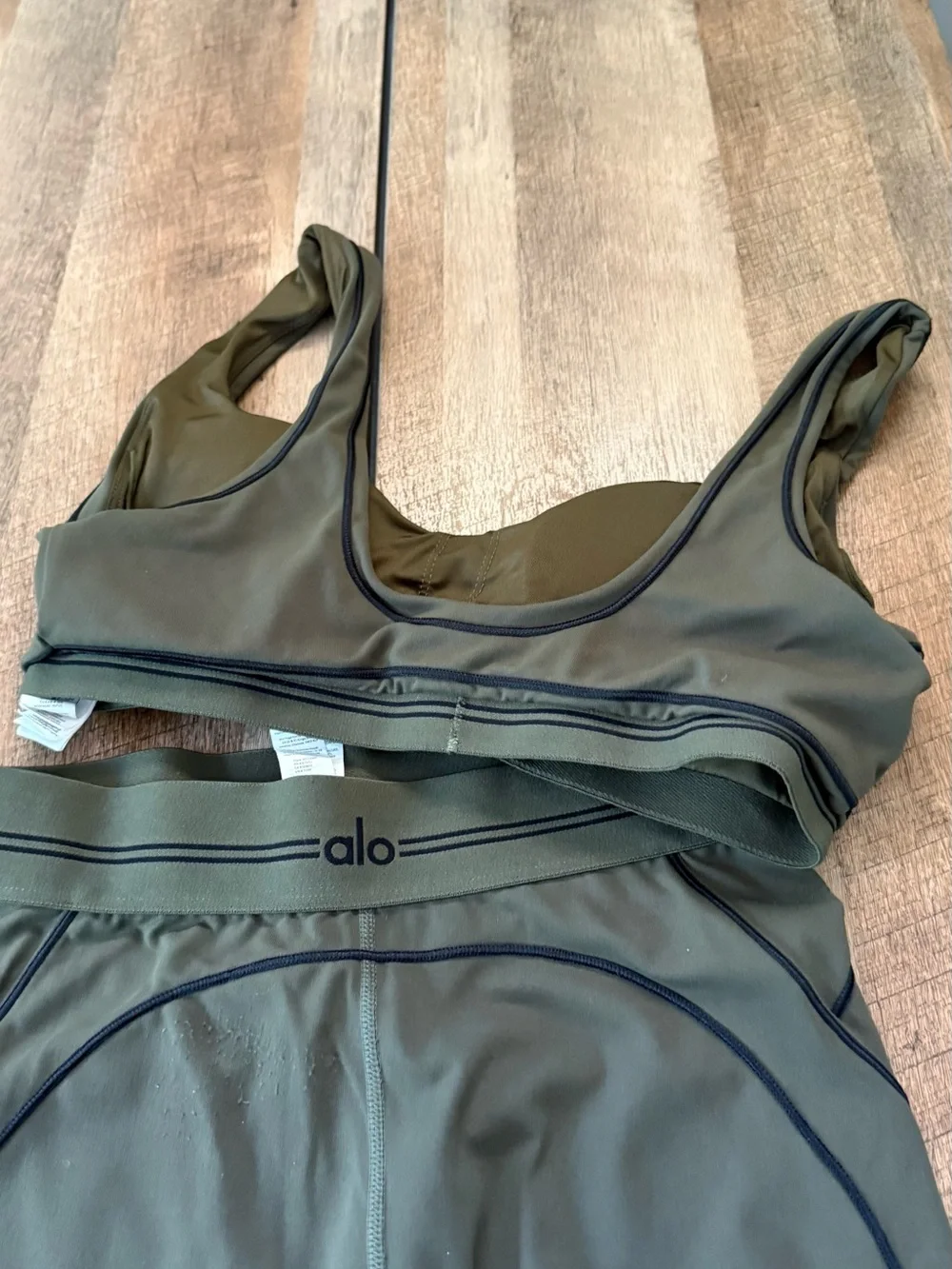 ALO Yoga Olive Green Active Two-Piece Set with Black Logo Trim